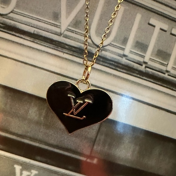 New LV Gold Plated Black Enamel Heart Charm with Gold Stainless Steel Necklace - Picture 5 of 9